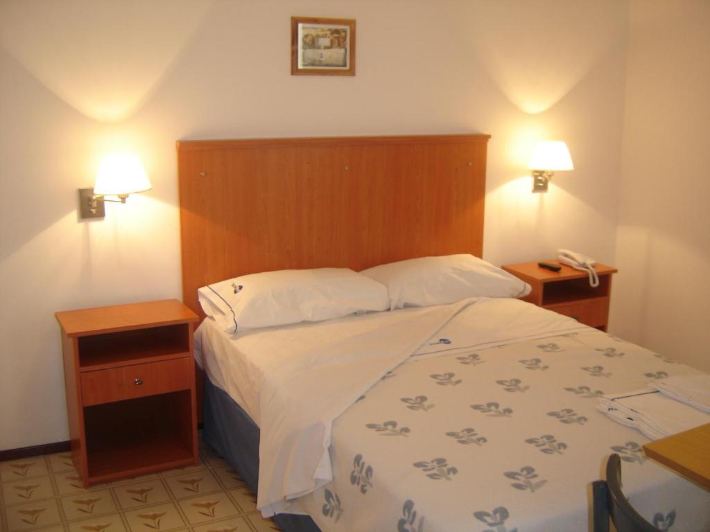 Mari Plaza Hotel 布宜诺斯艾利斯 外观 照片
